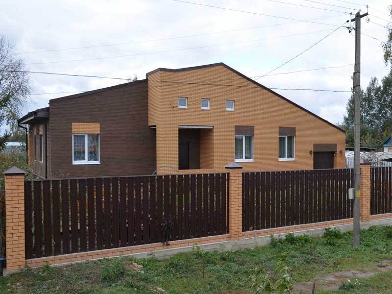 Строительство частного дома (проект М-220)